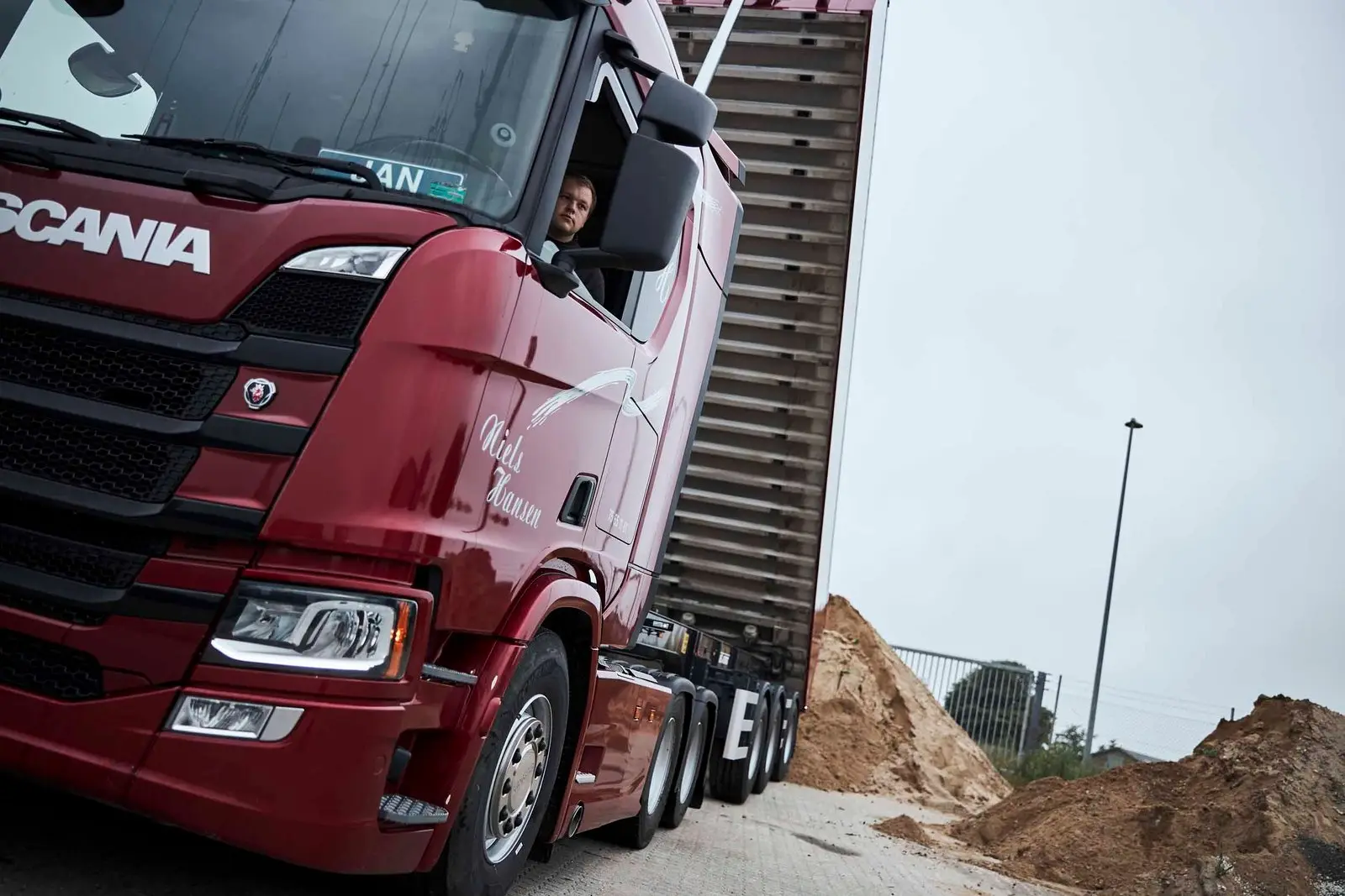 Lastbil fra Niels Hansen Transport